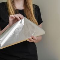 Se você tem papel alumínio em casa, tem um tesouro: ele pode deixar suas lâminas mais afiadas 