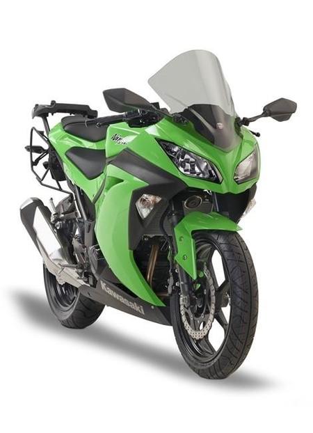 Kawasaki Ninja 300 by Givi