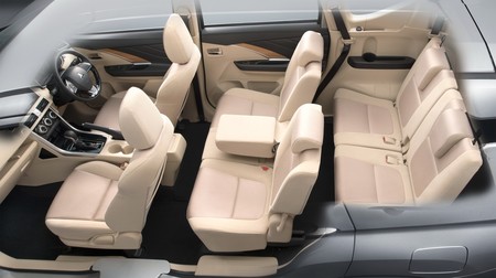 Mitsubishi Xpander 235