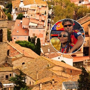 El refugio de Sheila Ebana, madre de Lamine Yamal, en el pueblo perfecto entre playa y montaña para vivir tranquila cerca de Barcelona