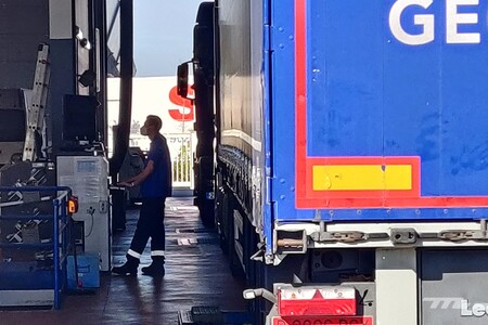 Alertan de que algunas ITV siguen obligando a los conductores a pasar dos veces la inspección pese la prohibición del Supremo