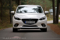 Mazda3 5p 2.0 y 2.2D automáticos, prueba (valoración y ficha técnica)