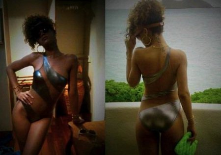 Rihanna le ha cogido gusto a los posados twitteros en bañador