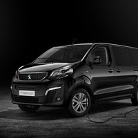 Peugeot presenta la nueva Peugeot e-Traveller: una furgoneta eléctrica con hasta 330 km de autonomía y nueve plazas