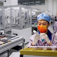 Samsung va a poner sus fábricas de DRAM a toda potencia con un claro objetivo: que Apple no se vaya con los chinos