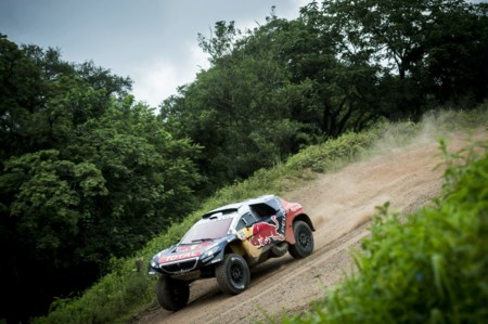 Segunda victoria para Loeb, segundo doblete para Peugeot