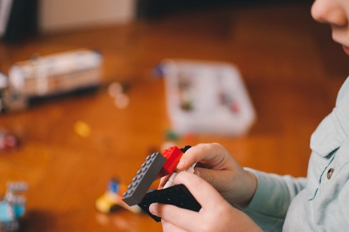 El ladrillo de Lego, que revolucionó la forma de jugar, cumple 60 años (y deseamos que cumpla muchos más)