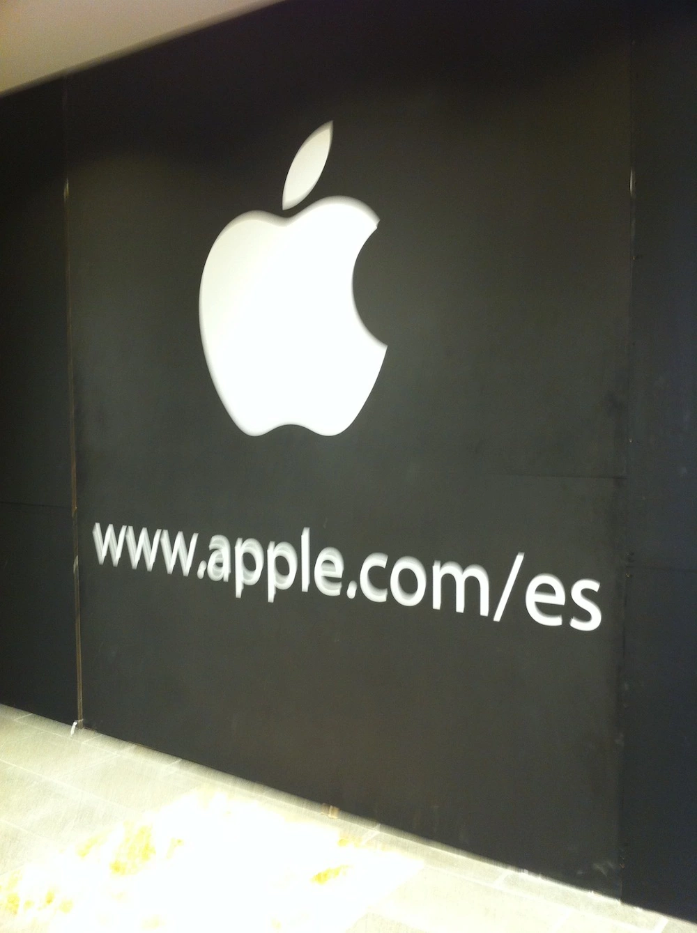 Foto de Inauguración Apple Store La Maquinista (7/93)