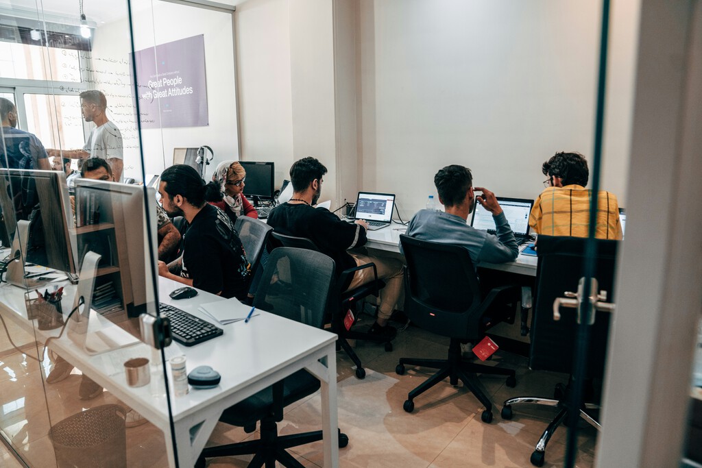 Los trabajadores tecnológicos tienen mejores salarios y un 