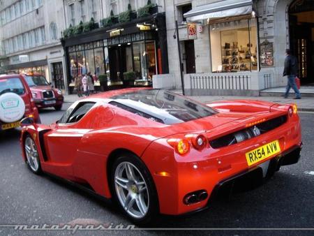 Millionaire Boy Racers, el documental contra los supercoches en Londres