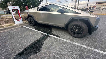 Una Tesla Cybertruck se avería con menos de 60 km recorridos