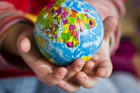 Día Mundial de la Tierra: 11 claves para que los niños aprendan a cuidar del planeta y respetar la naturaleza