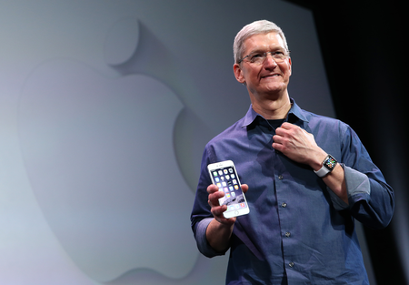Diez años después, Apple sabe que su futuro no está sólo en el iPhone: así está pivotando su negocio