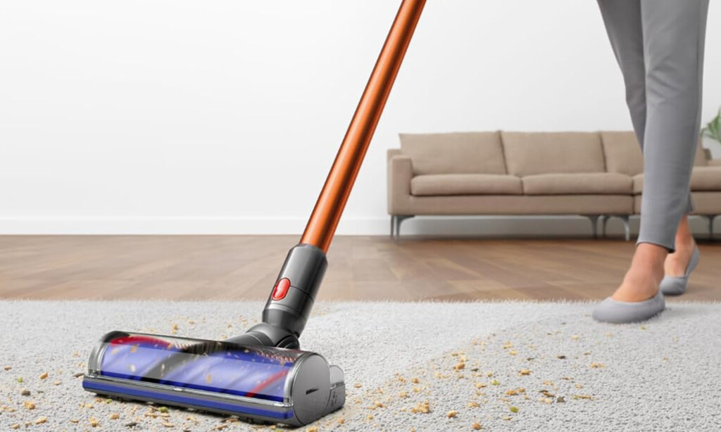 Un modelo de Dyson muy top que cuesta ahora casi como el más barato: ideal para la limpieza de casa 