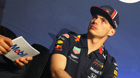 Max Verstappen en el Mobil Experience