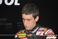 Álex Rins se fractura el hombro izquierdo, ¡qué mala suerte!