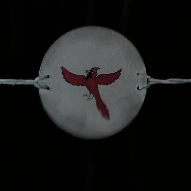 Hace 22 años esta película me traumatizó. Ahora que he vuelto a verla, he descubierto que es una de las mejores obras de Tim Burton