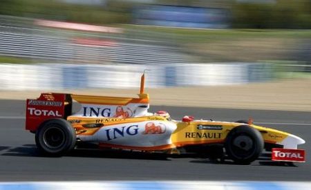 Fernando Alonso supera al imbatible Brawn GP