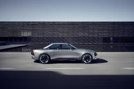 El Peugeot e-Legend y otros nueve prototipos que nos hacen soñar con un futuro vintage