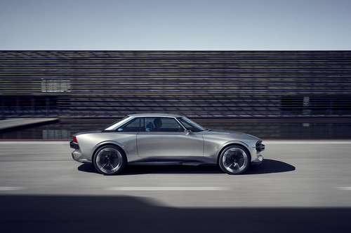 El Peugeot e-Legend y otros nueve prototipos que nos hacen soñar con un futuro vintage