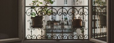 Dormir con calor en verano es posible y establecer corrientes de aire en casa puede ser la clave para lograrlo