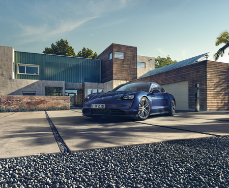 Así es el Porsche Taycan, el coche eléctrico que cambiará a Porsche