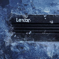 Si borrar juegos se te ha vuelto rutina, necesitas este SSD NVMe de 2 TB para el verano: disipador de calor, altas velocidades y un preciazo