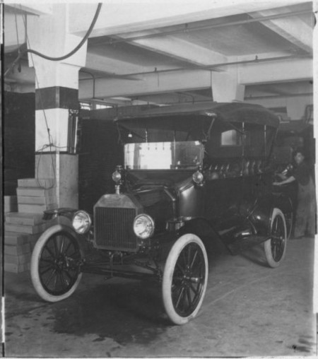 Montaje Ford Model T - 1913