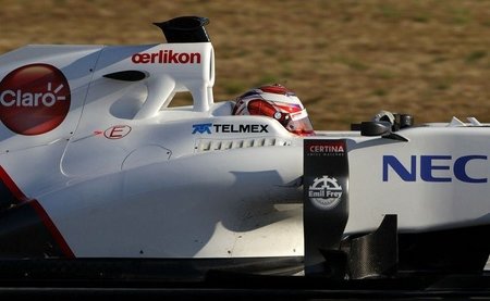 Kamui Kobayashi: "Estamos contentos, el coche ha mejorado desde Jerez"