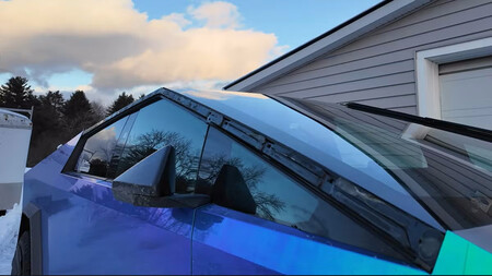 Tesla Cybertruck Arco Puertas