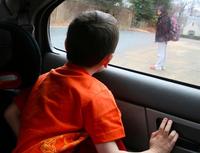 La ruleta rusa de los viajes en coche para los niños: ir sin el sistema de retención 