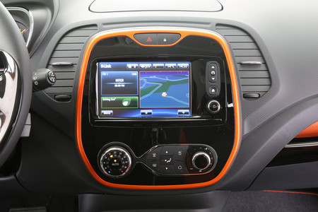 Renault Captur 2013, consola central