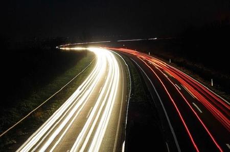 Parece que la luz no viaja tan rápido como siempre habíamos pensado