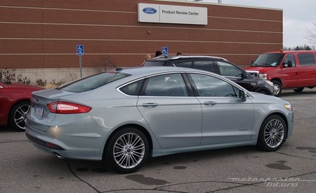 Ford Fusion/Mondeo Hybrid Dearborn 02