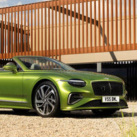 El Bentley Continental GT pierde el motor W12 y sigue la receta de los deportivos modernos: mucha potencia, electrificación y etiqueta CERO