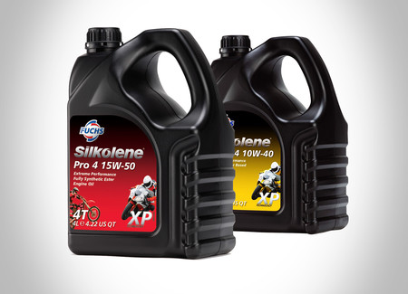 ¿Dudas sobre el aceite de tu moto? Silkolene te ayuda con su herramienta online y la gama de aceites XP