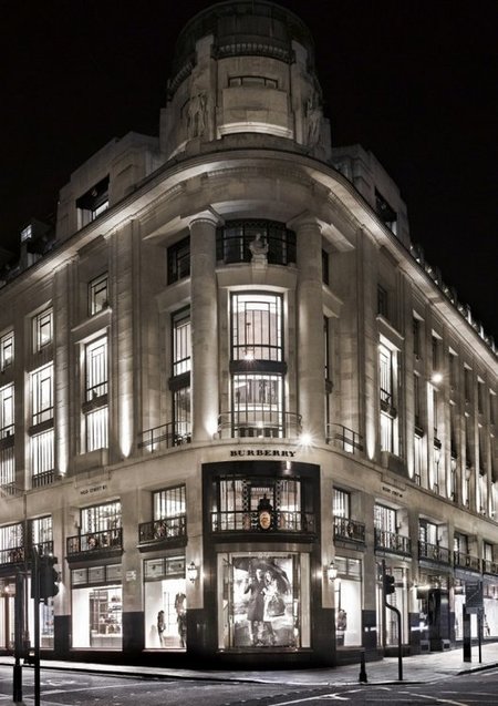 El nuevo buque insignia de Burberry en pleno corazón del <em>shopping</em> londinense