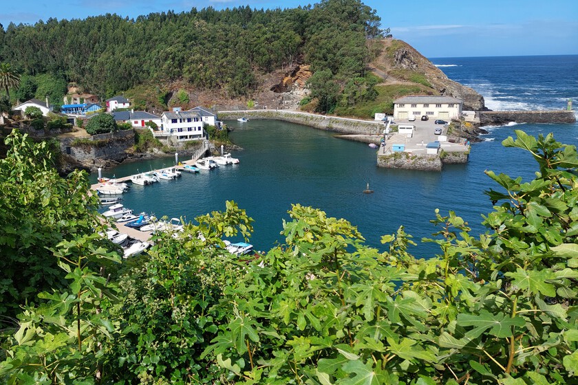 La costa más romántica de Asturias, tras los pasos de la escritora Corín Tellado