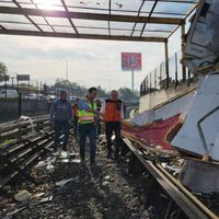 Caos vial por tráiler en Circuito Interior y afectación a la Línea 5 del Metro: estas son las alternativas viales y de transporte público 