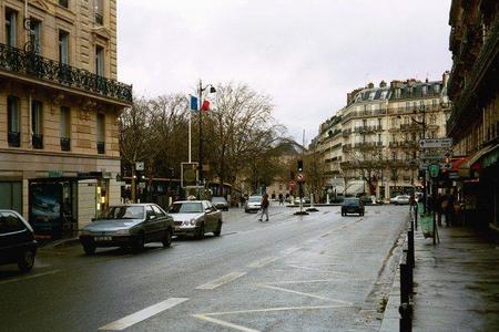 Francia cerrará el acceso a ocho de sus ciudades a los coches más contaminantes