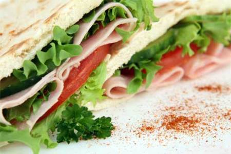 Alimentos que no deben faltar en la dieta de un deportista