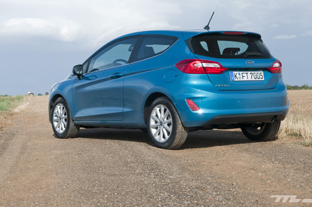 Ford Fiesta 2017, prueba contacto
