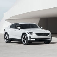 El Polestar 2 ya tiene precio: un coche eléctrico diferente con 408 CV y Automotive OS por casi lo mismo que un Tesla Model 3