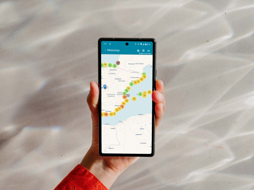 El Google Maps anti medusas: esta app para móvil nos dice en qué playas hay más posibilidades de encontrarlas 