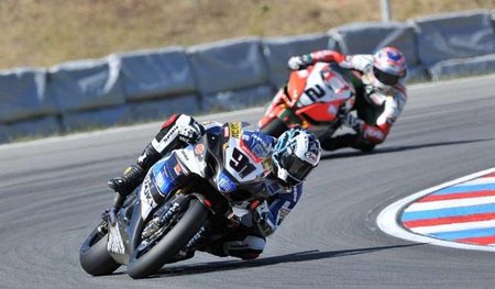 Leon Haslam en Brno 2010