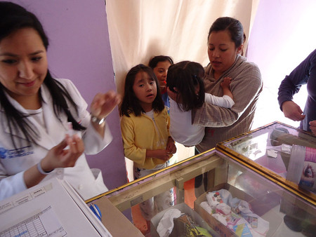Francia empezará a recomendar la vacuna contra el virus del papiloma humano también a niños