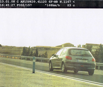 Conductora novel a 168 Km/h