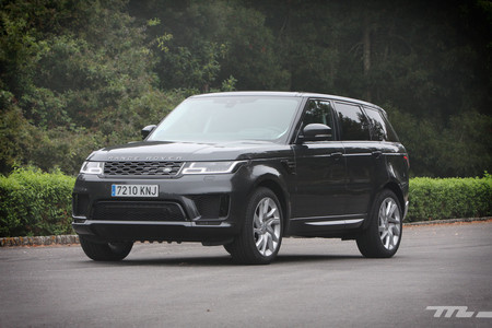 Range Rover Sport P400e exterior