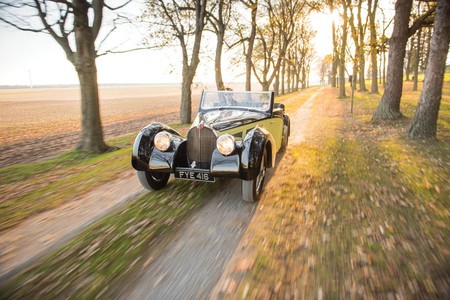 Un Bugatti 57S Cabrio de 1937 podría alcanzar los 8 millones de euros en subasta