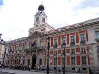 La antigua Real Casa de Correos y el reloj de las campanadas